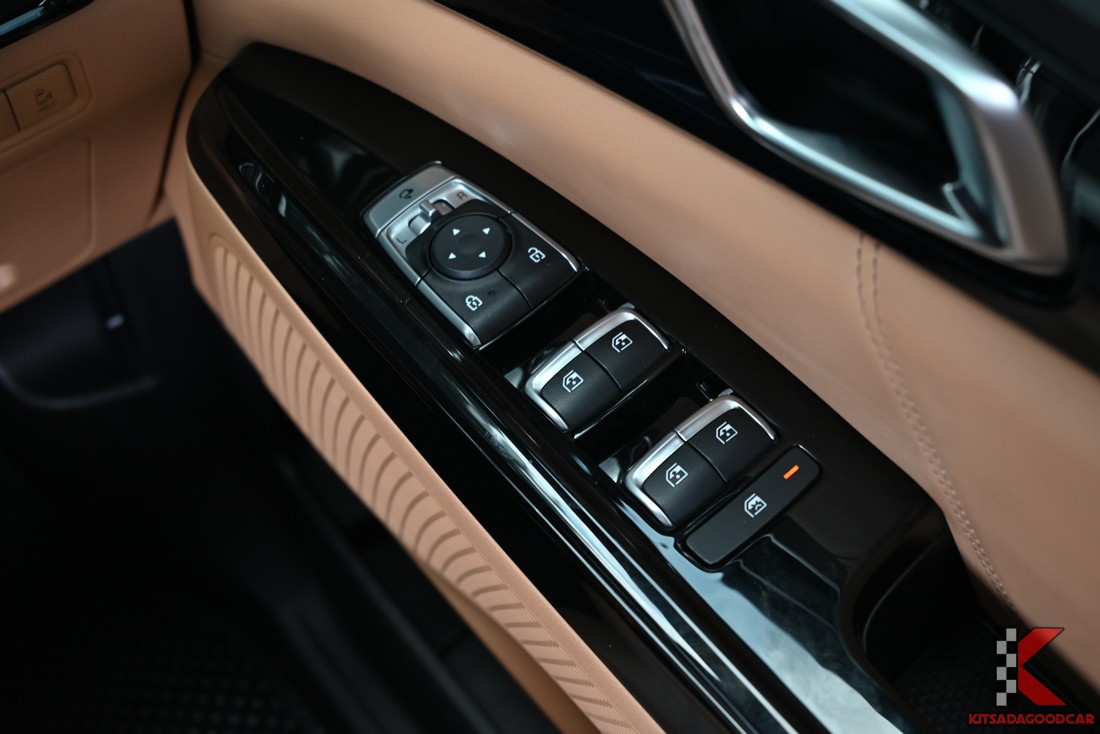 สวิตช์กระจกไฟฟ้าแผงประตู Carnival