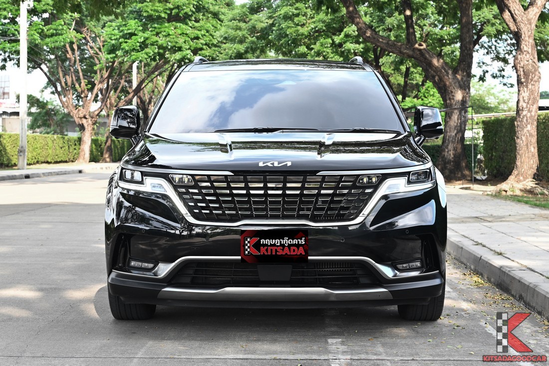 Kia Carnival 2023 ด้านหน้าตรง