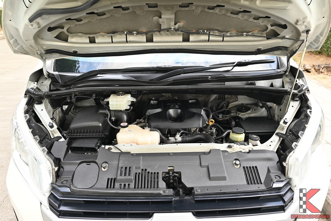 ห้องเครื่องดีเซล 2.8 ลิตร Hiace