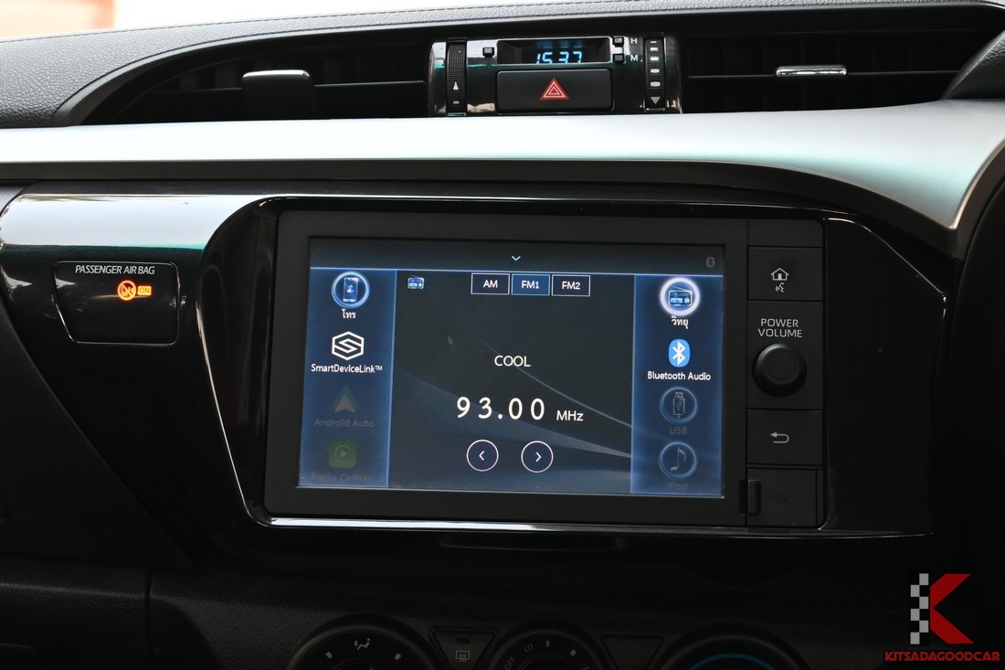 หน้าจอเครื่องเสียง SmartDeviceLink/บลูทูธ (ตามภาพ)