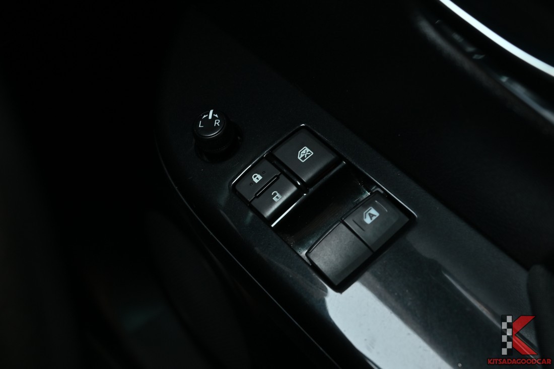 สวิตช์กระจกไฟฟ้า/ล็อกประตู (ตามภาพ)