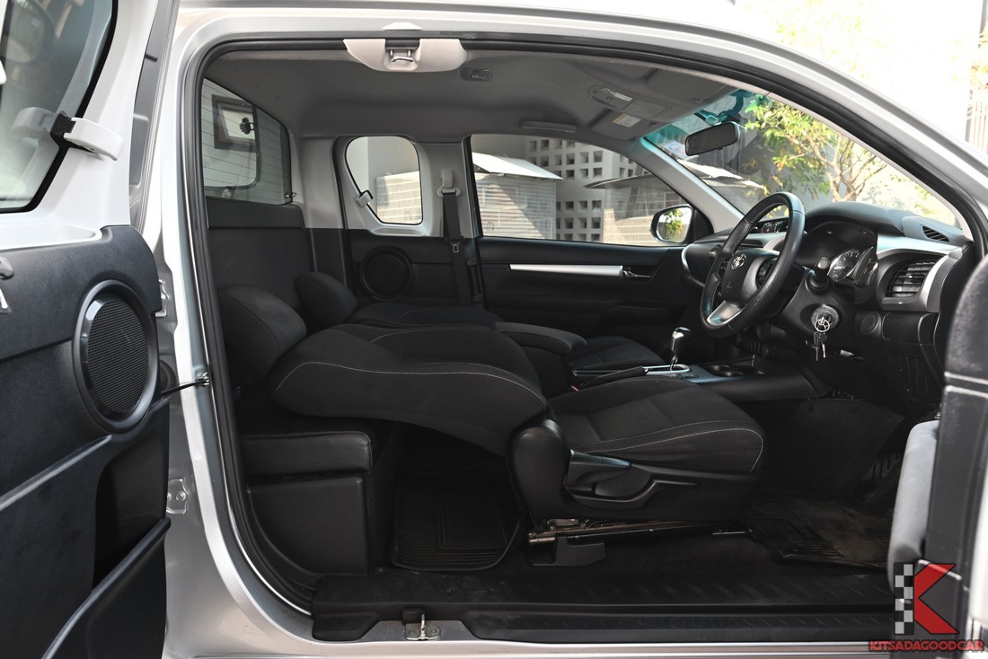 มุมมองภายในห้องโดยสาร Smart Cab (ตามภาพ)