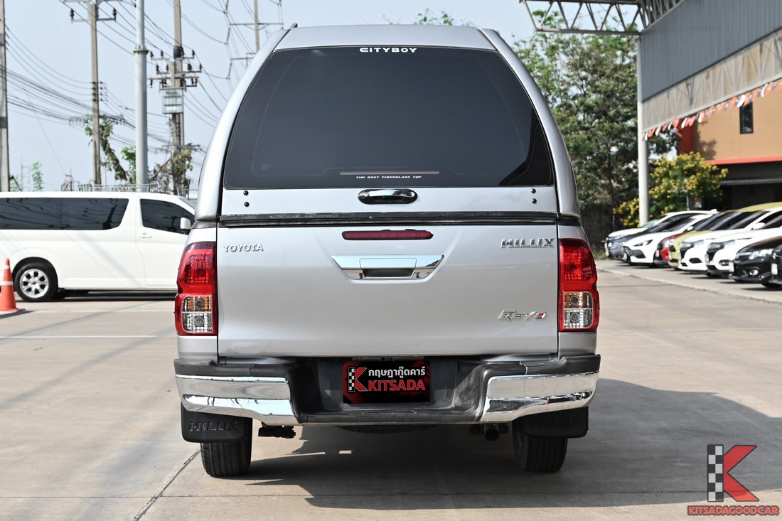 Hilux Revo Smart Cab 2021 ด้านหลังตรง