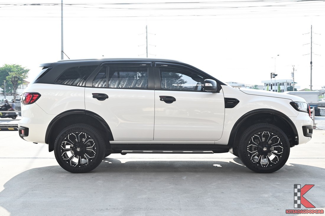 Ford Everest 2.0 Titanium+ 2021 มือสอง รูป (5)