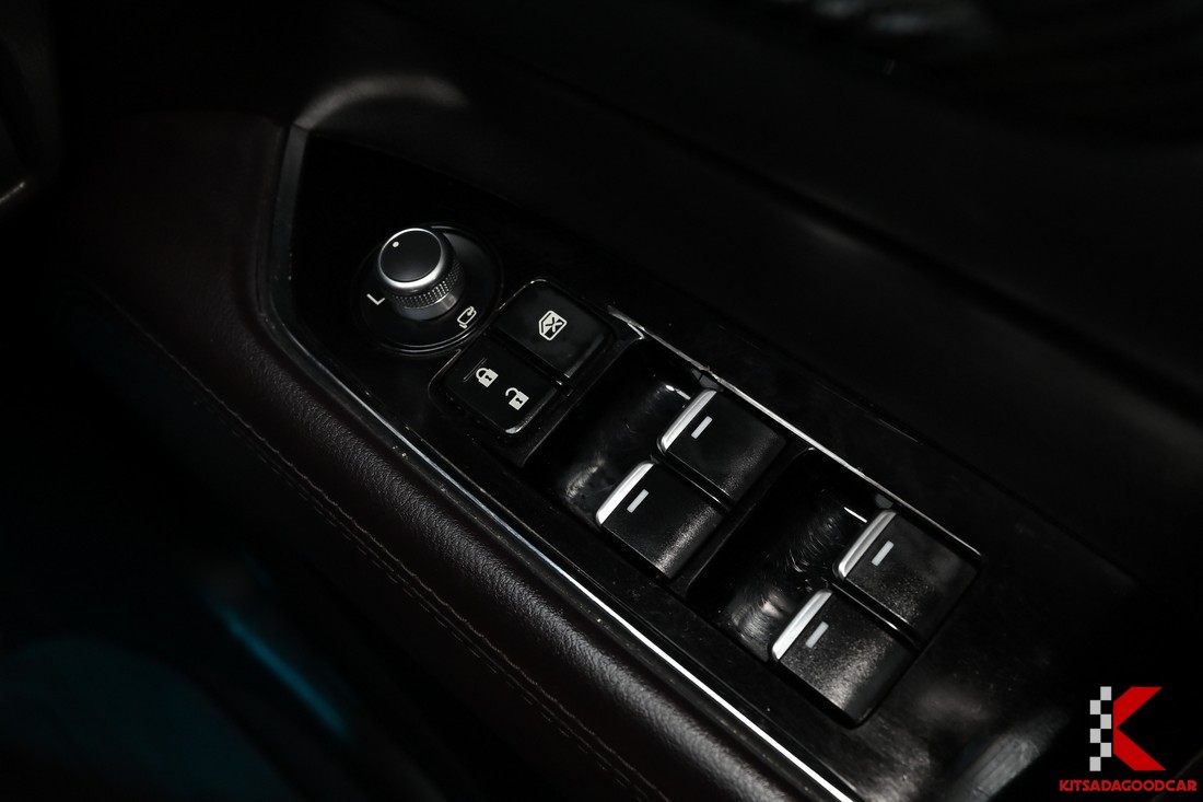 Mazda CX-8 XDL 2020 มือสอง เบาะคู่หน้า
