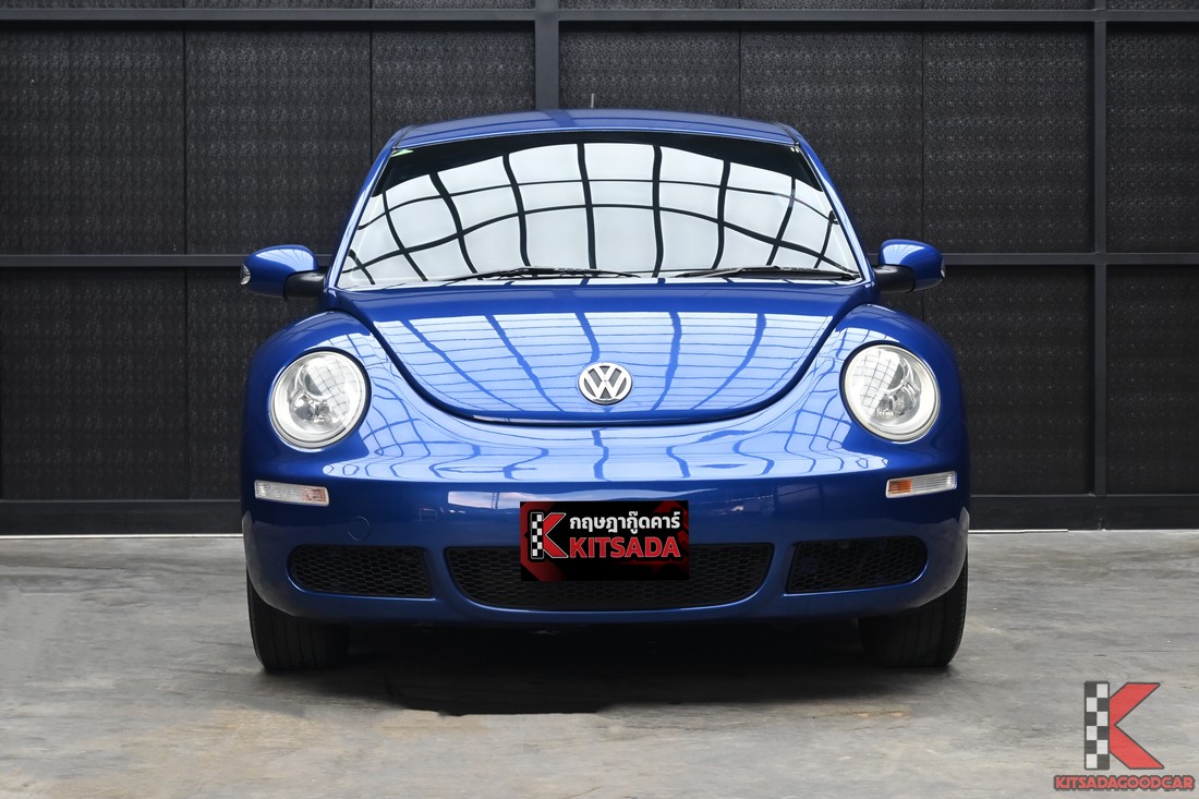 Volkswagen New Beetle 1.6 สีน้ำเงิน จดทะเบียนปี 2011 ภาพคันจริงลำดับ 2