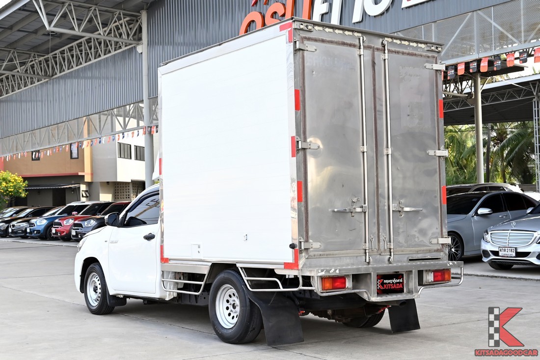 Revo ตู้เย็น 2022 มุมเฉียงหลัง บานประตูคู่สแตนเลส