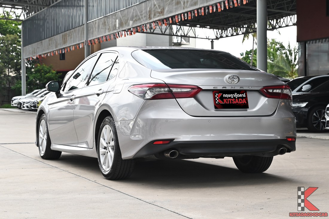 Toyota CAMRY 2.5 Sport 2022 มือสอง มุมด้านข้างหน้า