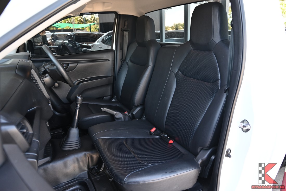 Isuzu D-MAX 1.9 Spark 2023 เบาะหน้า 2 ที่นั่ง