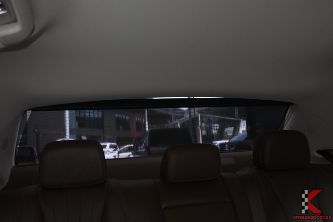 Mercedes-Benz E350e Exclusive W213 ปี 2018 ภาพรถจริง 18