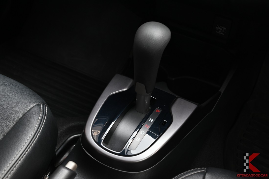 คันเกียร์อัตโนมัติ Honda Jazz