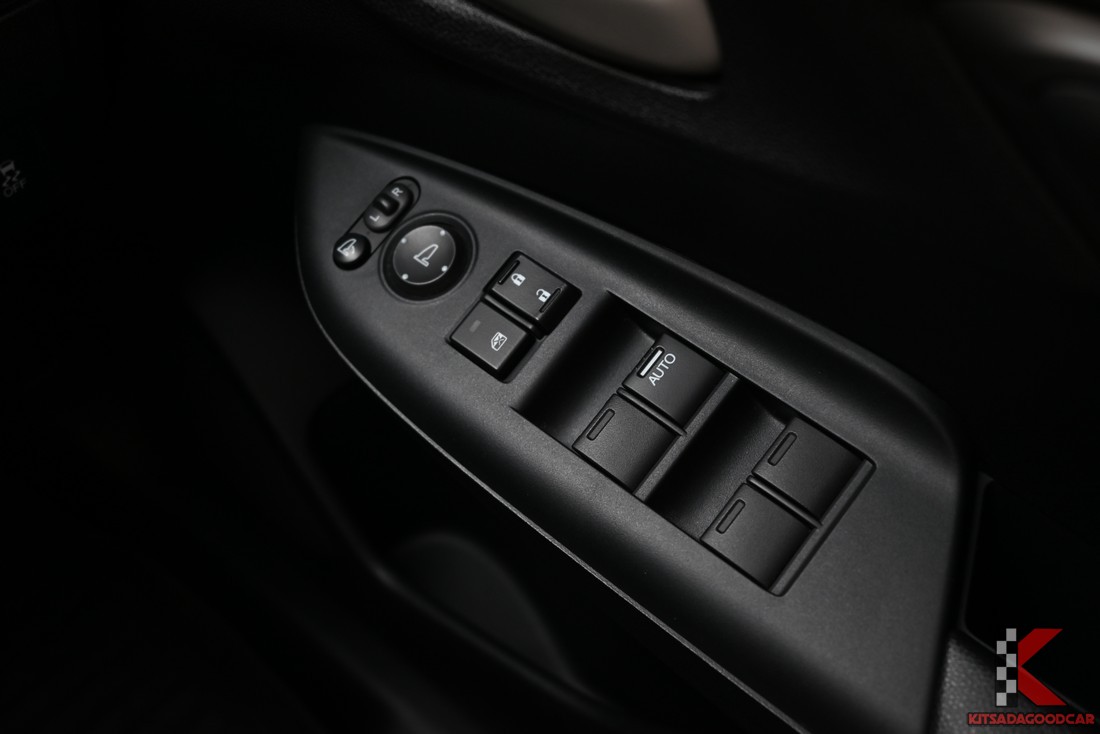 สวิตช์กระจกไฟฟ้าแผงประตู Honda Jazz