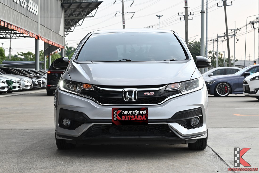 Honda Jazz RS 2019 ด้านหน้าตรง