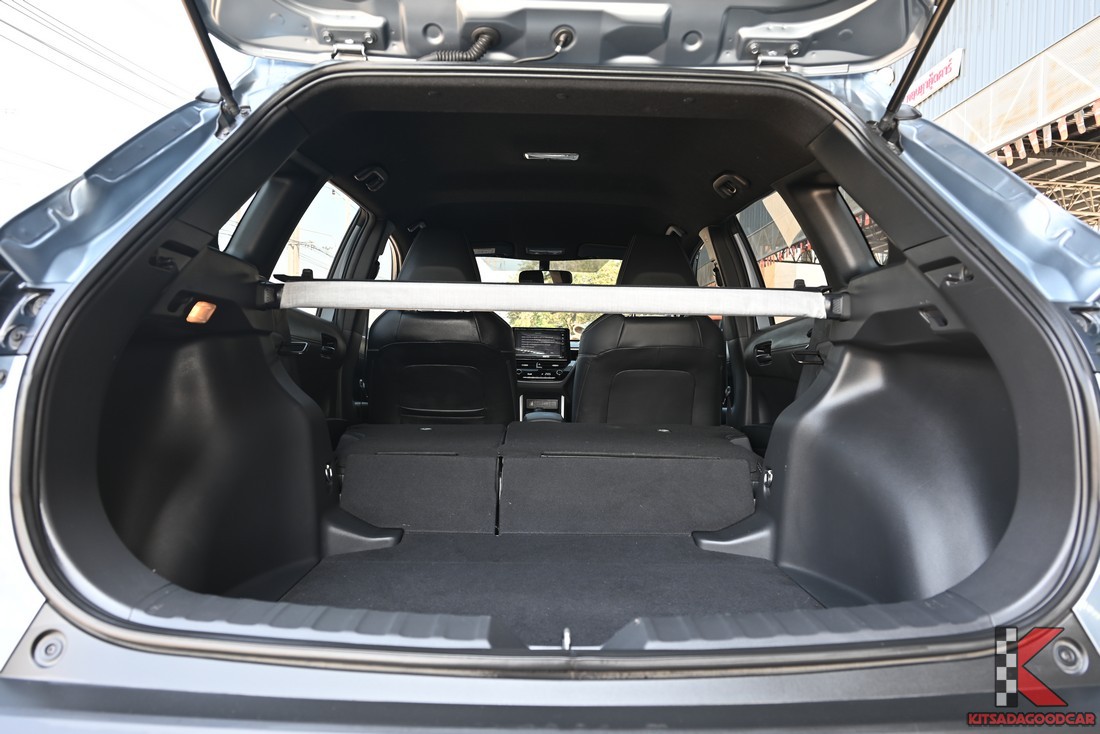 พับเบาะเพิ่มพื้นที่บรรทุก Corolla Cross