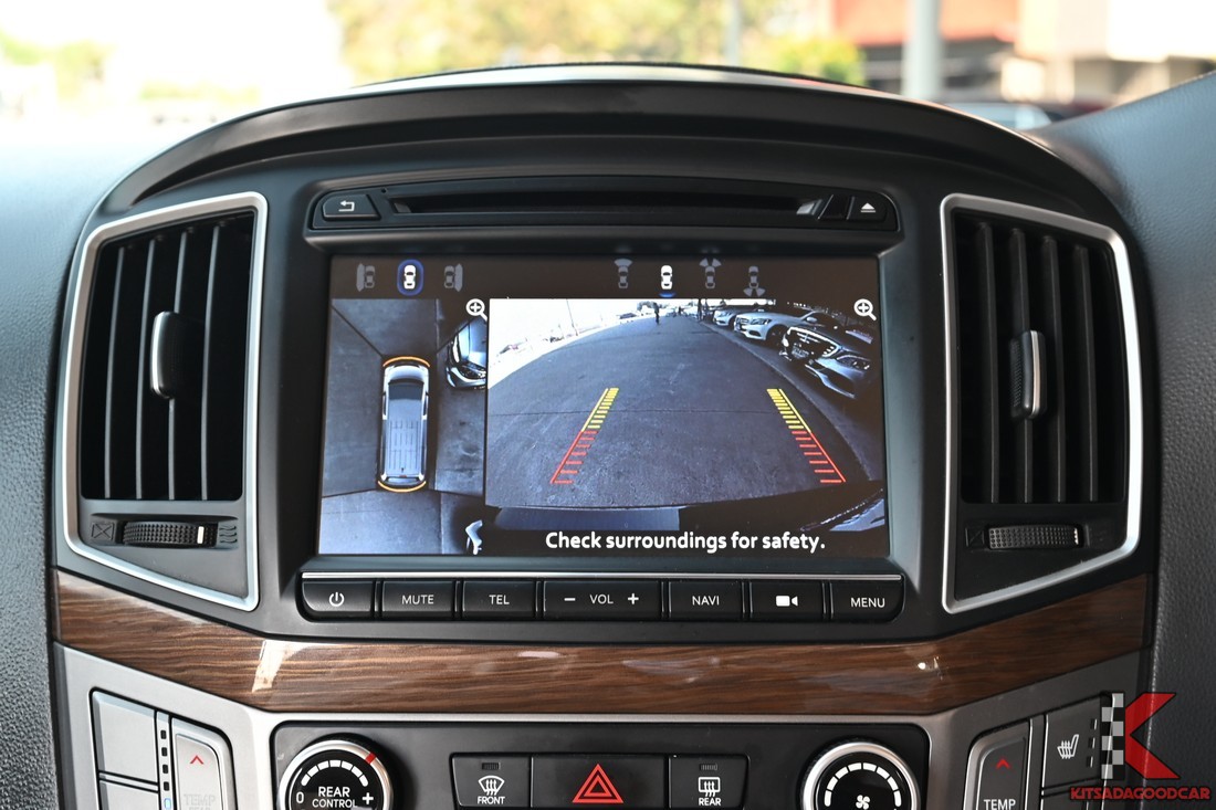 ภาพกล้องรอบคันและกล้องถอย