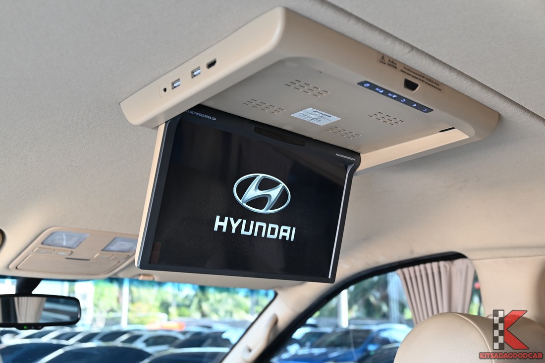 จอเพดานผู้โดยสารหลัง