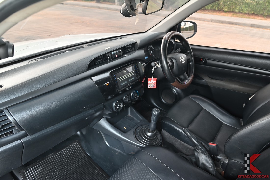 แดชบอร์ดและคอนโซลกลาง Revo Entry