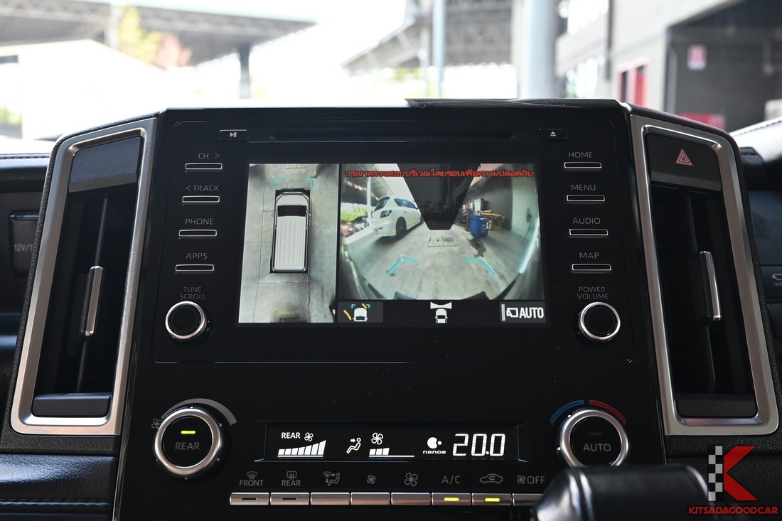 Toyota Majesty 2.8 Grande ปี 2020 เบาะผู้โดยสารแถวกลาง