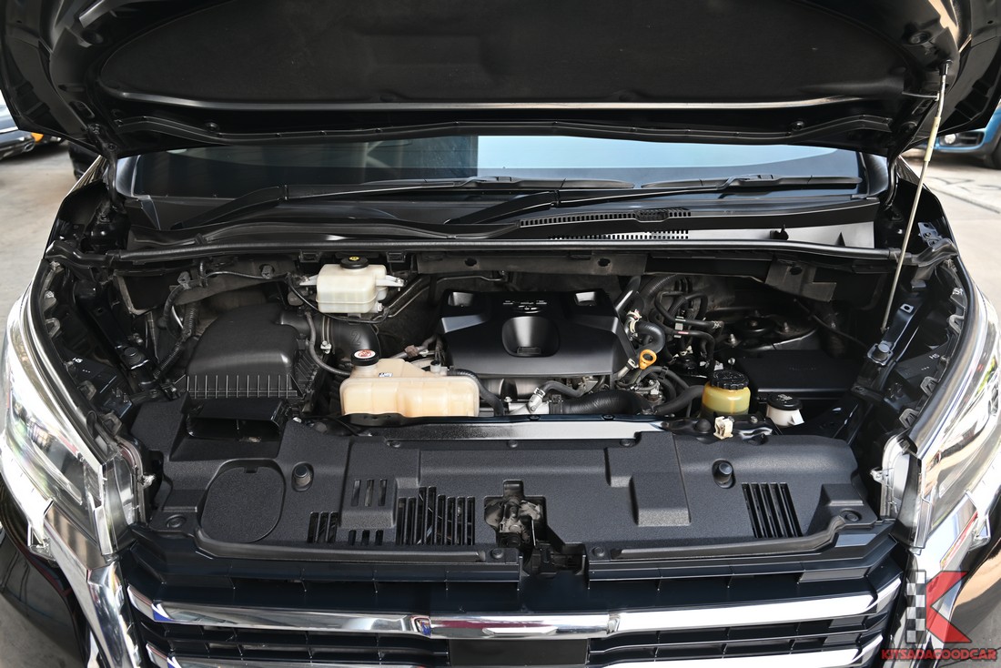 Toyota Majesty 2.8 Grande ปี 2020 ห้องเครื่องดีเซล 2.8