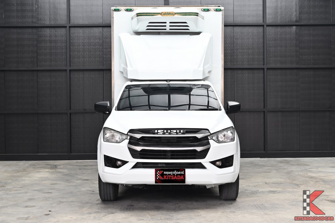 Isuzu D-MAX Spark B 2023 กระบะตู้เย็นมือสอง มุมด้านหน้า