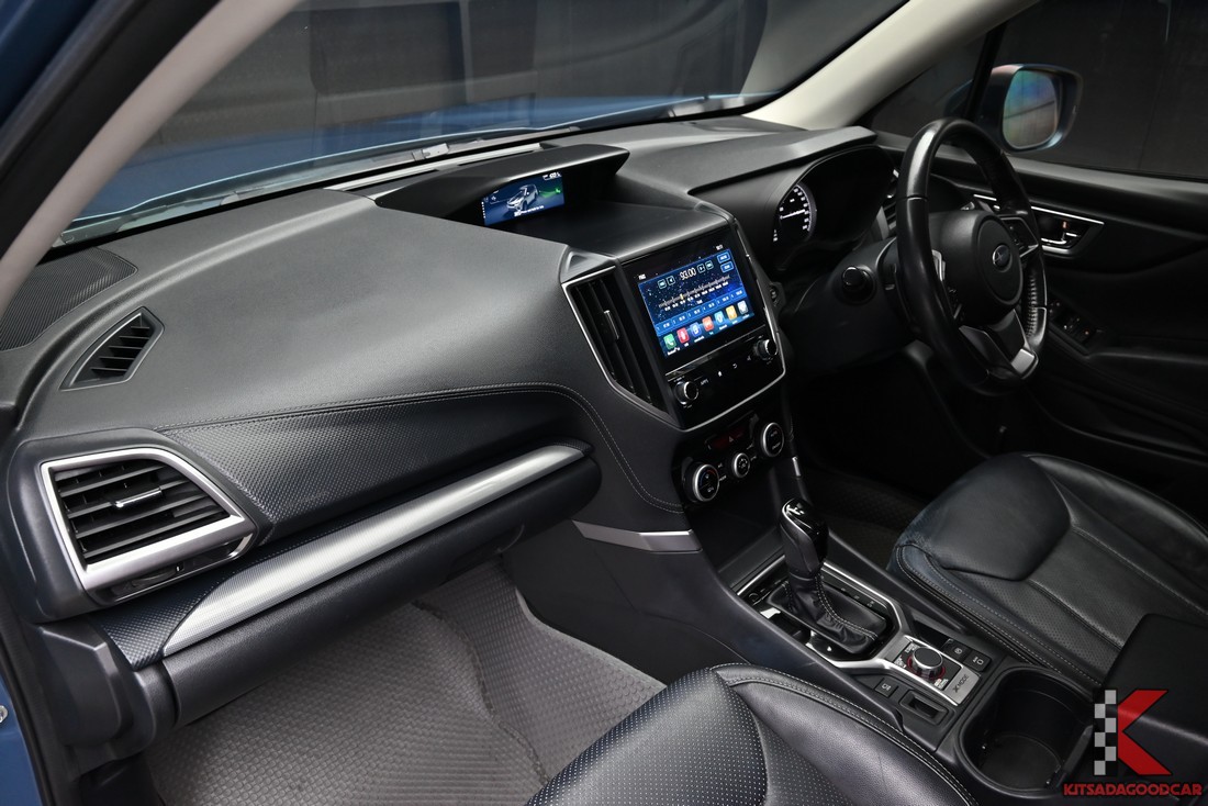 Subaru FORESTER 2.0 S EyeSight AWD ปี 2022 เบาะคู่หน้า