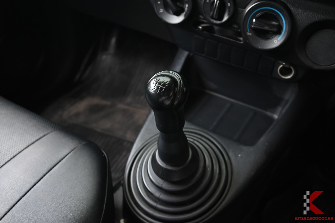 ภาพรถมุมที่ 13