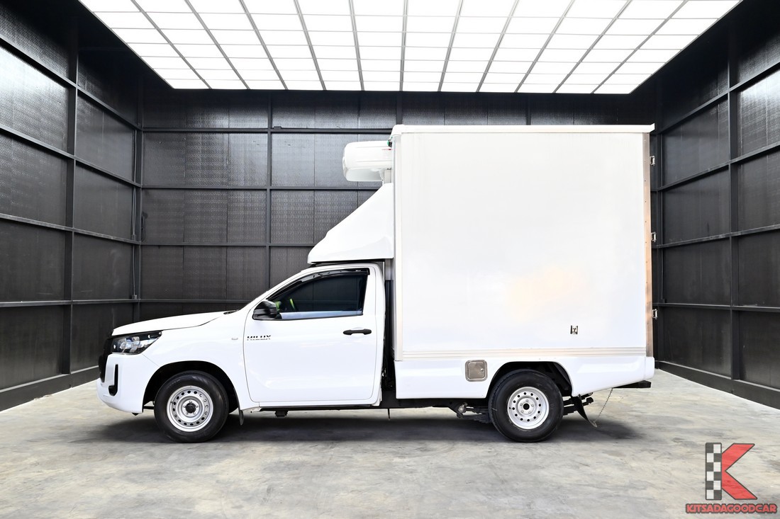 Toyota HILUX REVO ตู้เย็นสูง 1.90 เมตร ด้านข้าง