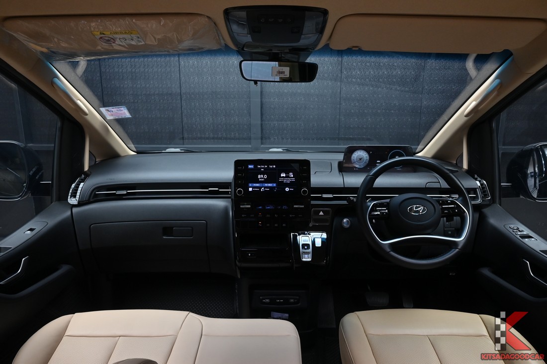 Hyundai Staria 2.2 SEL ปี 2022 มือสอง เบาะ VIP ภาพรถจริง 10