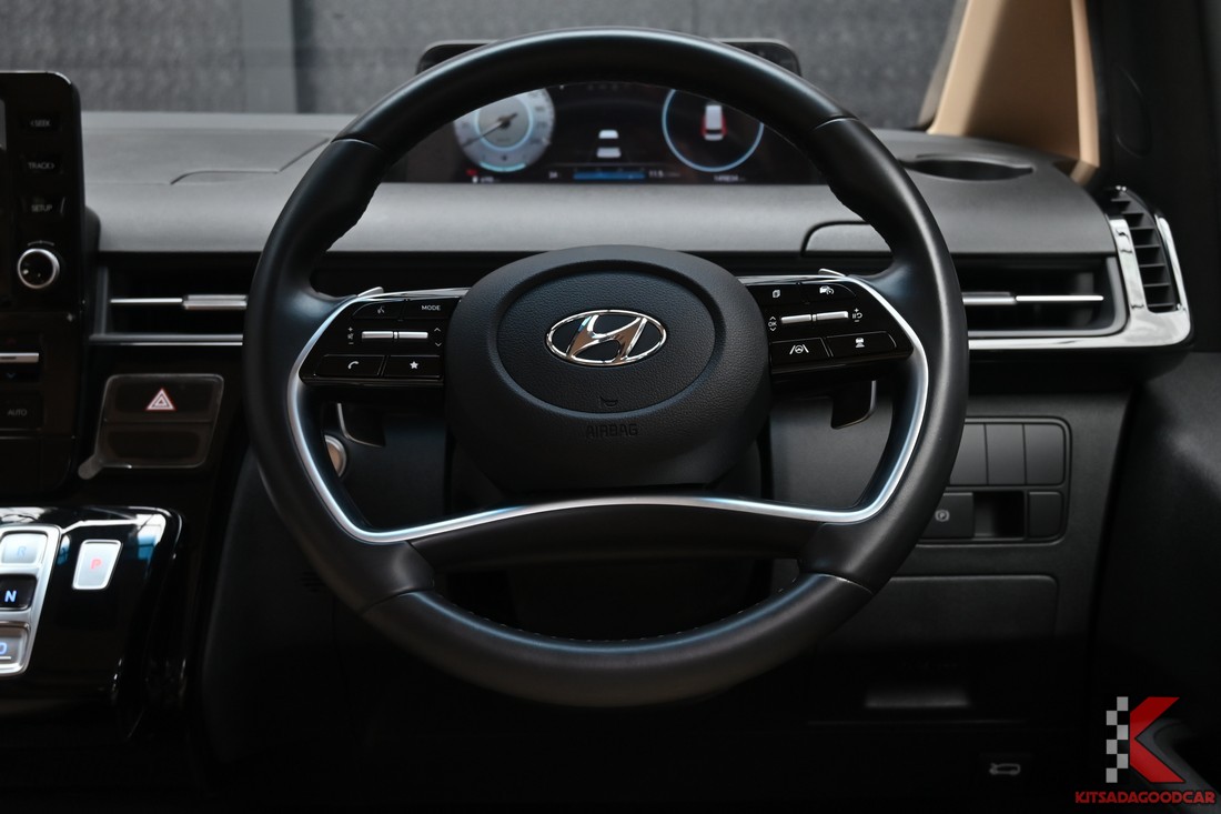 Hyundai Staria 2.2 SEL ปี 2022 มือสอง เบาะ VIP ภาพรถจริง 11
