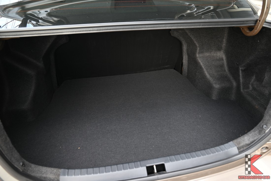 พื้นที่เก็บสัมภาระท้าย Vios