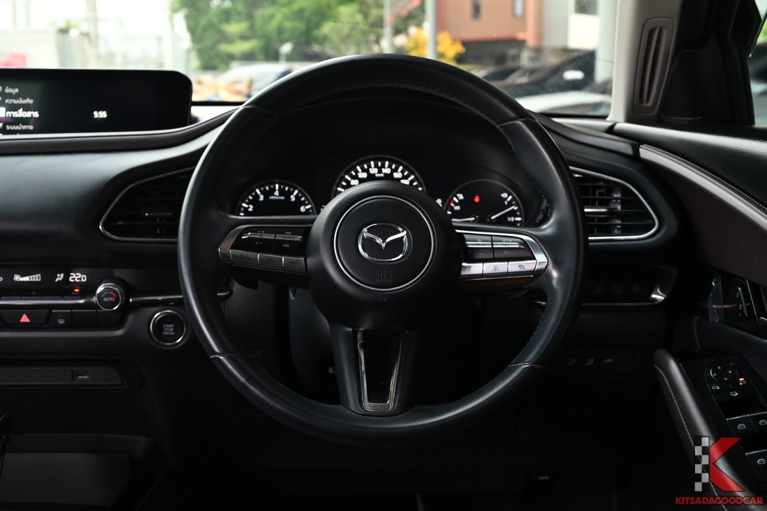 Mazda CX-30 2.0 SP ปี 2021 มือสอง พวงมาลัยและหน้าปัด