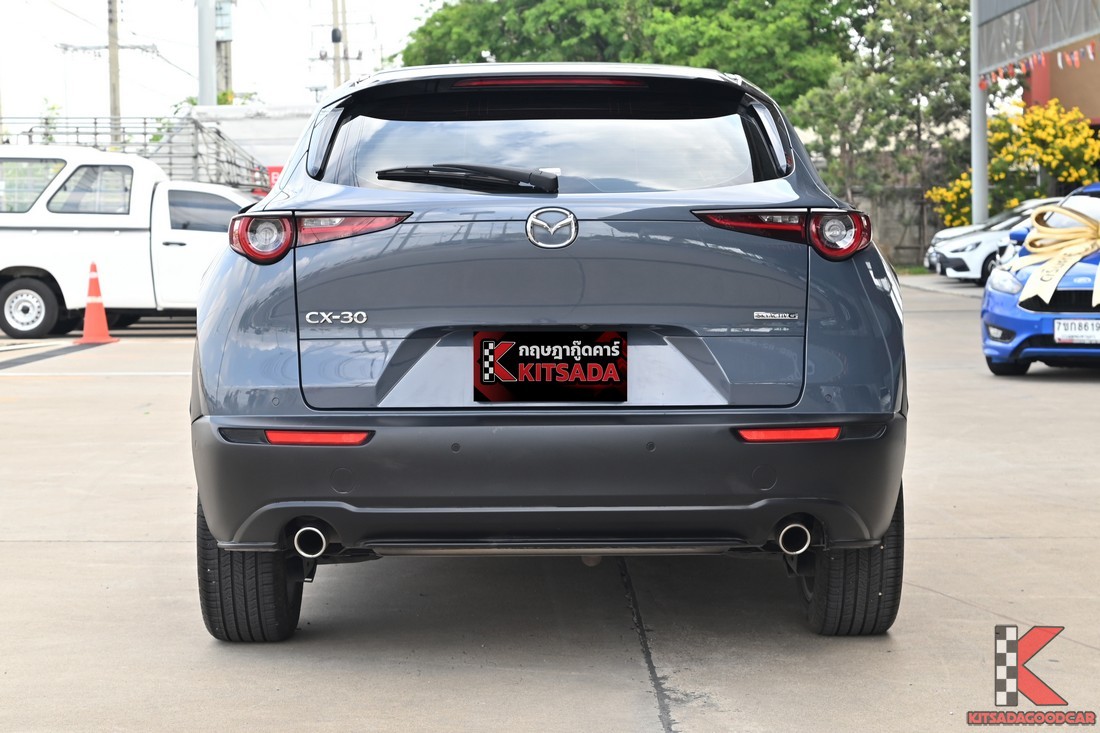 Mazda CX-30 2.0 SP ปี 2021 มือสอง มุมท้ายตรง