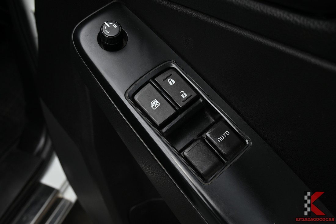 Isuzu D-MAX 1.9 Spark S ปี 2025 มือสอง ชุดเกียร์อัตโนมัติ