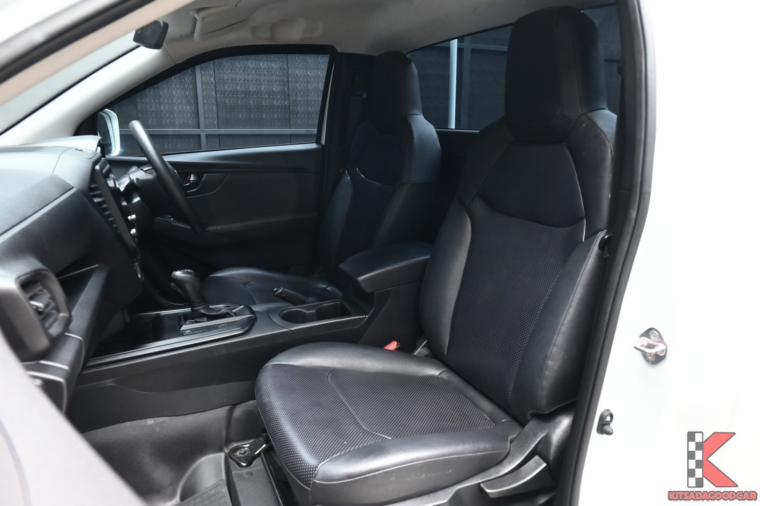 Isuzu D-MAX 1.9 Spark S ปี 2025 มือสอง รายละเอียดภายนอกตัวรถ