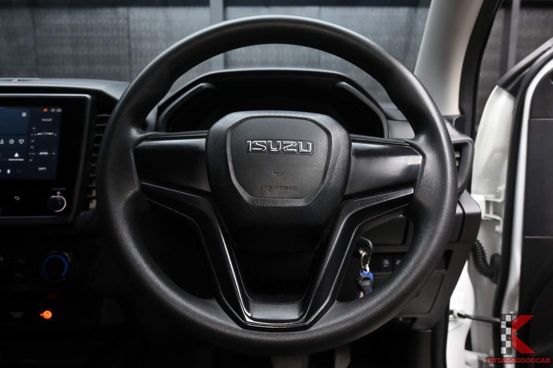 Isuzu D-MAX 1.9 Spark S ปี 2025 มือสอง เบาะนั่งคู่หน้า