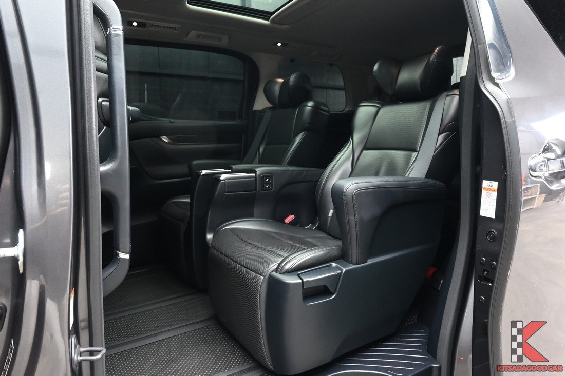 Toyota Vellfire 2.5 Z G EDITION 2017 มือสอง เบาะมิกกี้เม้าท์ปรับไฟฟ้า