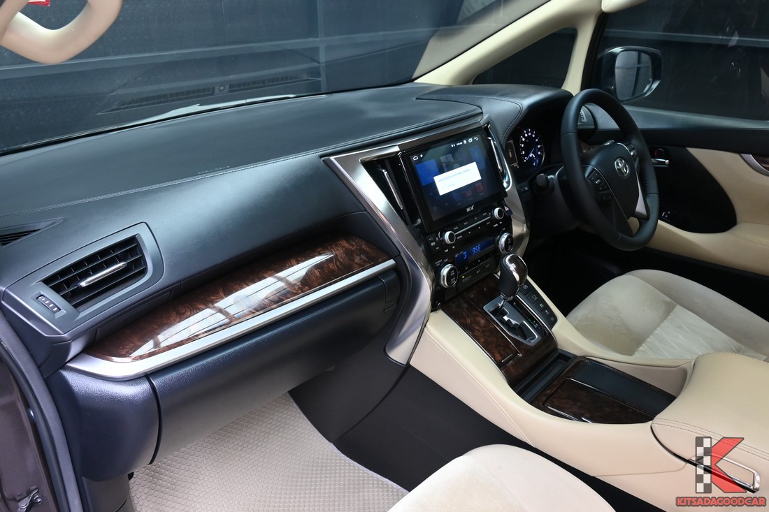 Toyota ALPHARD 2.5 HV X 4WD ปี 2021 ล้อและยาง
