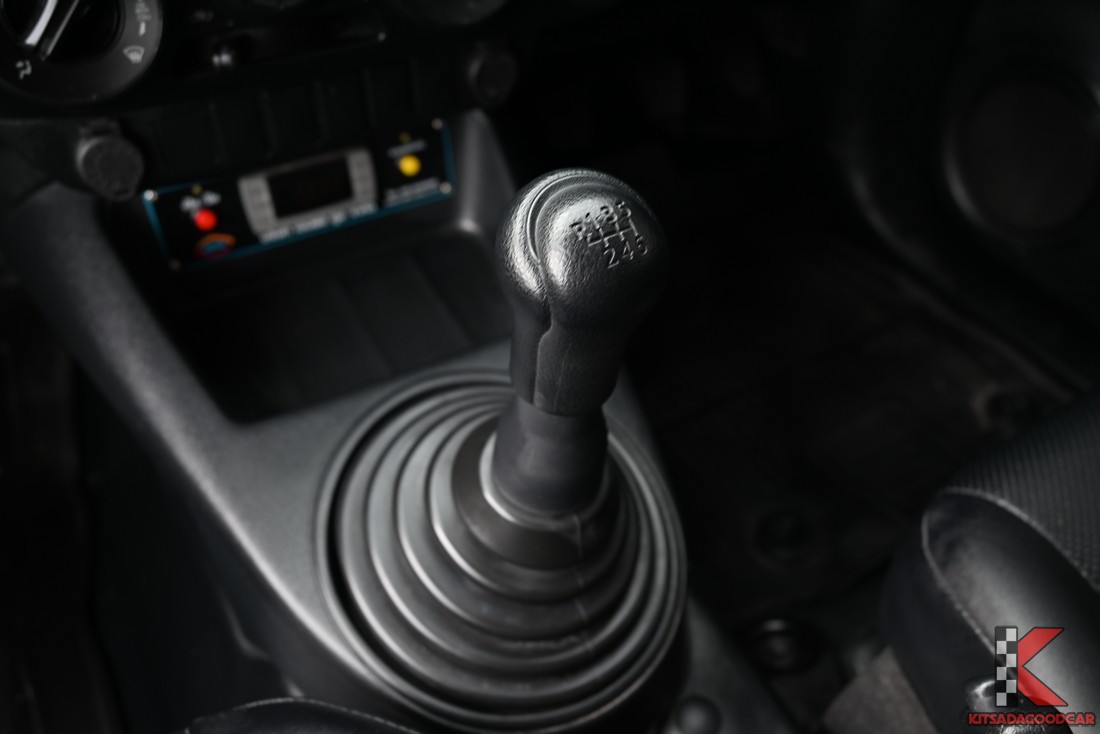 คันเกียร์ธรรมดา Hilux Revo