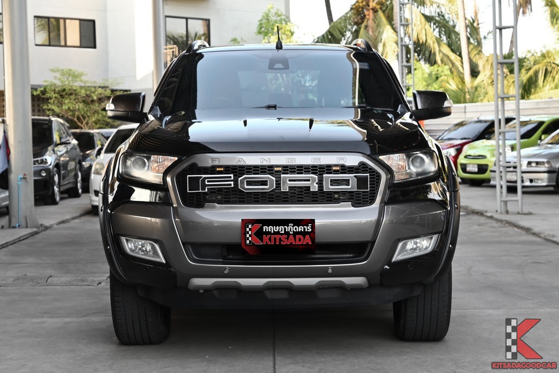 ด้านหน้าตรง Ford Ranger WildTrak 2018