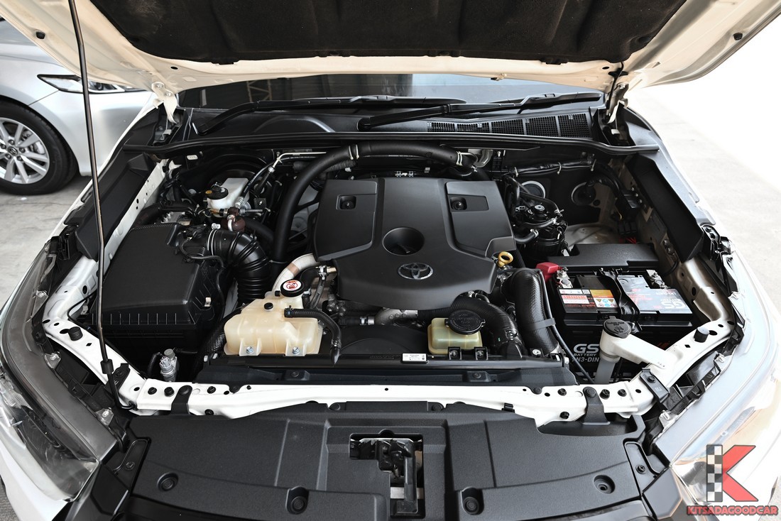 ห้องเครื่องดีเซล 2.4 ลิตร Toyota