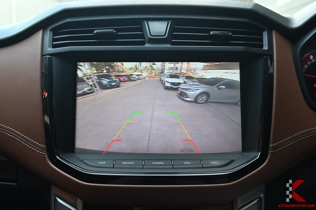 ภาพจากกล้องถอยหลัง พร้อมเส้นกะระยะ