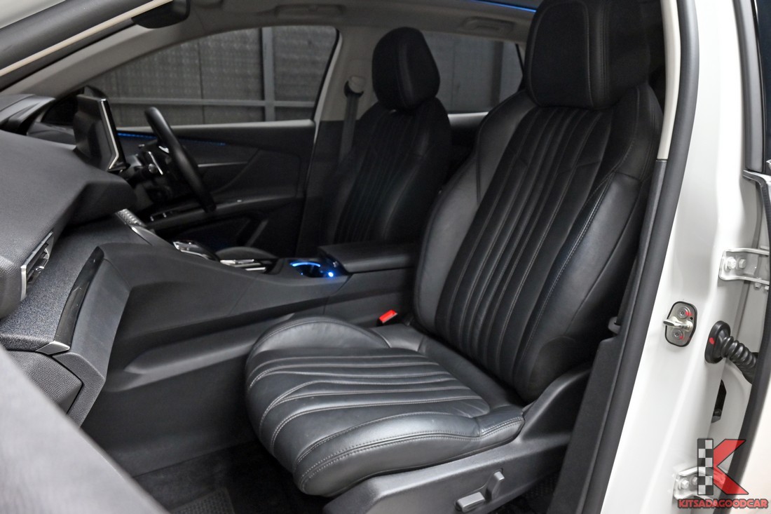 Peugeot 3008 1.6 Allure 2022 มือสอง รายละเอียดภายนอกสีขาว