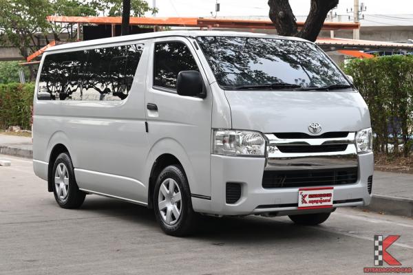 Toyota Hiace 3.0 (ปี 2017) ตัวเตี้ย D4D Van