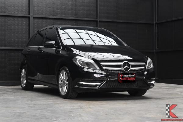 Mercedes-Benz B180 1.6 W246 ( 2015 ) Sports BlueEFFICIENCY Hatchback