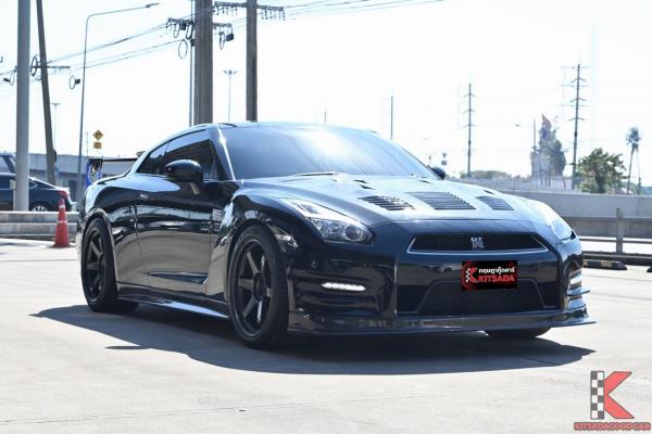 Nissan GT-R 3.8 ( 2011 ) 4WD Coupe