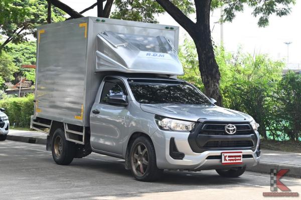Toyota Hilux Revo 2.8 ( 2023 ) SINGLE Entry Pickup