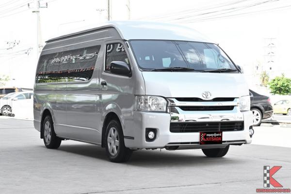 Toyota HIACE 3.0 Commuter ( 2019 ) D4D Van