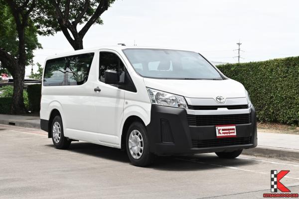 Toyota Hiace 2.8 ( ปี 2020 ) ECO Van