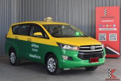 Toyota Innova 2.0 (ปี 2018) Crysta E Wagon MT