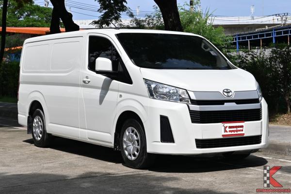 Toyota Hiace 2.8 ( ปี 2020 ) ECO Van